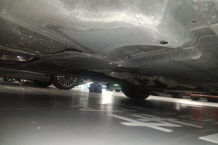Used Porsche Cayenne 2023 Cayenne 3.0T Platinum Edition Chassis Front Right