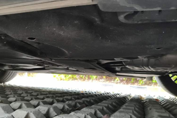 Used Porsche Cayenne 2023 Cayenne 3.0T Platinum Edition Chassis Rear Left