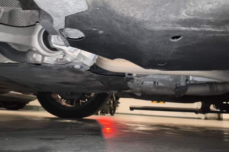 Used Porsche Cayenne 2023 Cayenne Coupé 3.0T Platinum Edition Chassis Rear Left