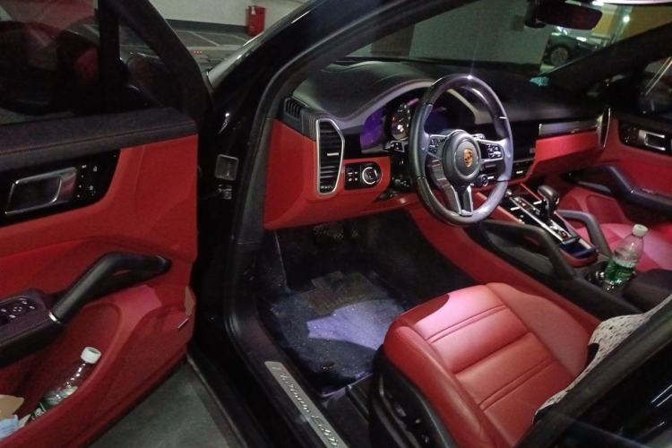 Used Porsche Cayenne 2023 Cayenne 3.0T Platinum Edition Driver Seat