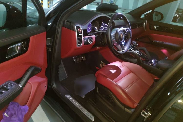Used Porsche Cayenne 2023 Cayenne S 2.9T Platinum Edition Driver Seat