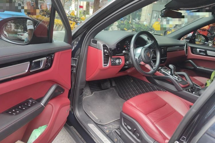 Used Porsche Cayenne 2023 Cayenne 3.0T Platinum Edition Driver Seat