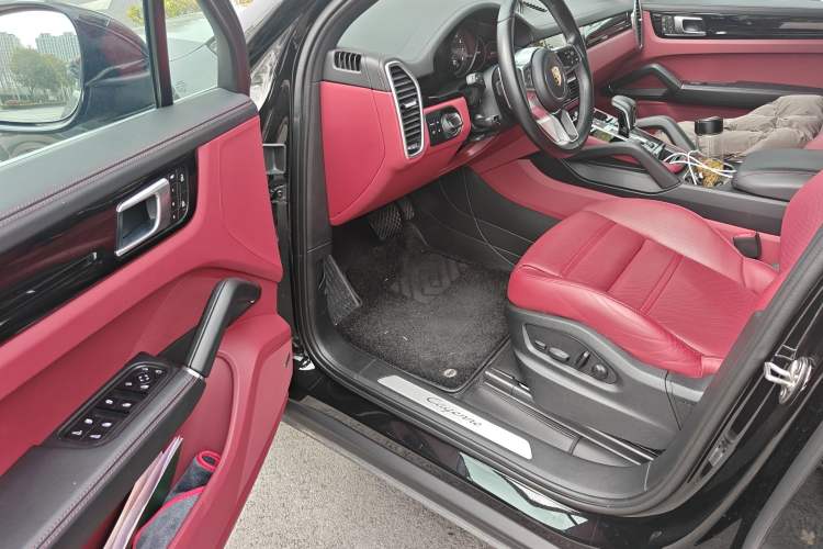Used Porsche Cayenne 2023 Cayenne 3.0T Driver Seat
