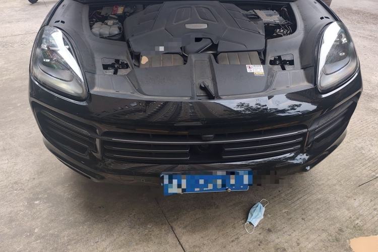 Used Porsche Cayenne 2023 Cayenne 3.0T Platinum Edition Engine Bay