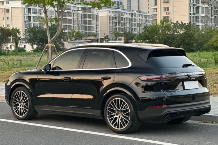 Used Porsche Cayenne 2023 Cayenne 3.0T Exterior 2