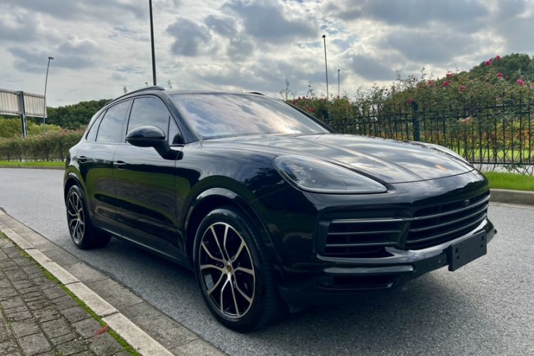 Used Porsche Cayenne 2023 Cayenne 3.0T Platinum Edition Exterior 2