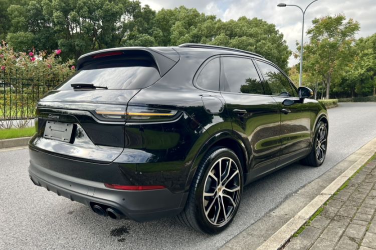 Used Porsche Cayenne 2023 Cayenne 3.0T Platinum Edition Exterior 6