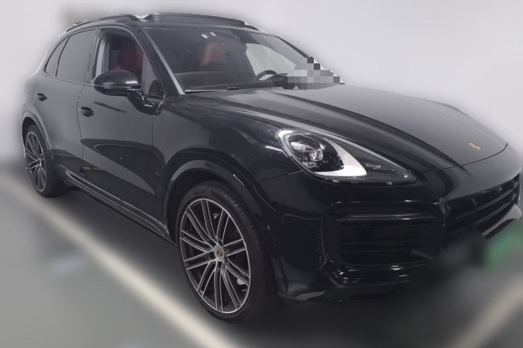Used Porsche Cayenne 2023 Cayenne S 2.9T Front Right 45 Deg