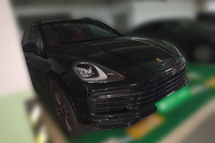 Used Porsche Cayenne 2023 Cayenne 3.0T Front Right 45 Deg