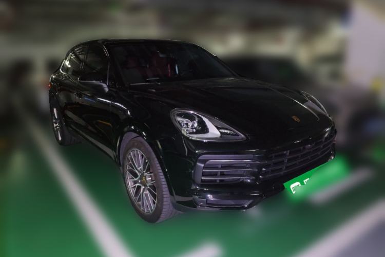 Used Porsche Cayenne 2023 Cayenne 3.0T Platinum Edition Front Right 45 Deg