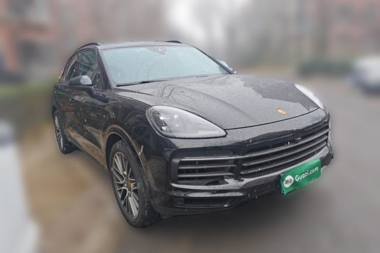 Used Porsche Cayenne 2023 Cayenne 3.0T Platinum Edition Front Right 45 Deg