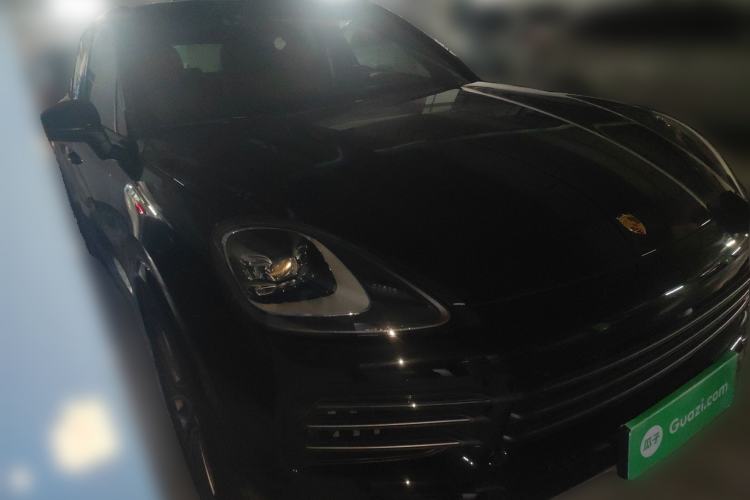 Used Porsche Cayenne 2023 Cayenne 3.0T Platinum Edition Front Right 45 Deg