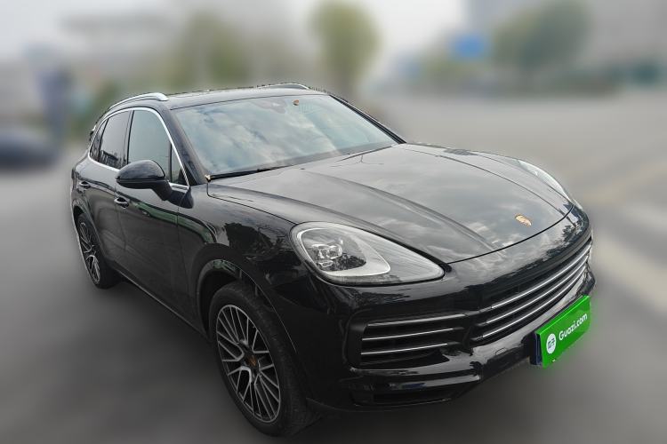 Used Porsche Cayenne 2023 Cayenne 3.0T Front Right 45 Deg