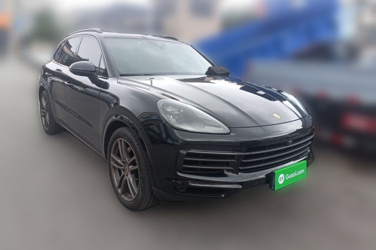 Used Porsche Cayenne 2023 Cayenne 3.0T Platinum Edition Front Right 45 Deg