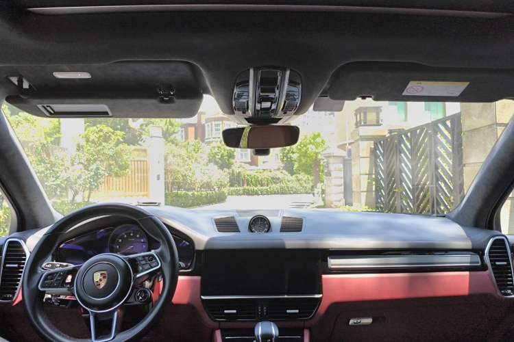 Used Porsche Cayenne 2023 Cayenne 3.0T Platinum Edition Headliner