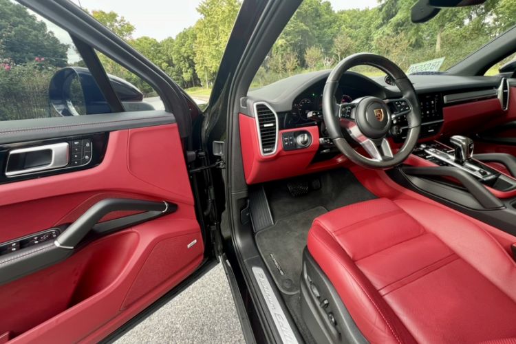 Used Porsche Cayenne 2023 Cayenne 3.0T Platinum Edition Interior 5