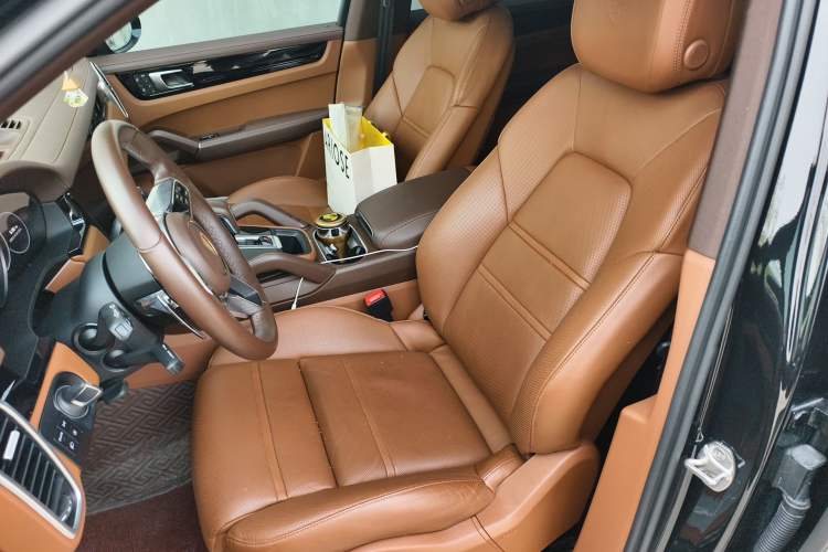 Used Porsche Cayenne 2023 Cayenne 3.0T Left Front Seat