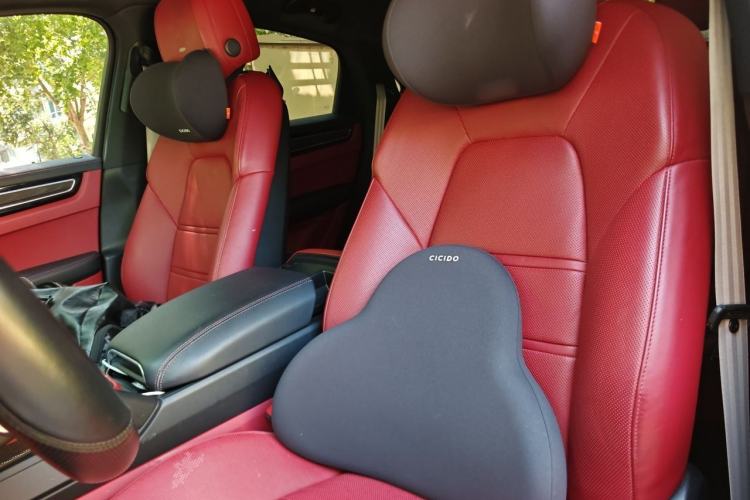 Used Porsche Cayenne 2023 Cayenne Coupé 3.0T Platinum Edition Left Front Seat