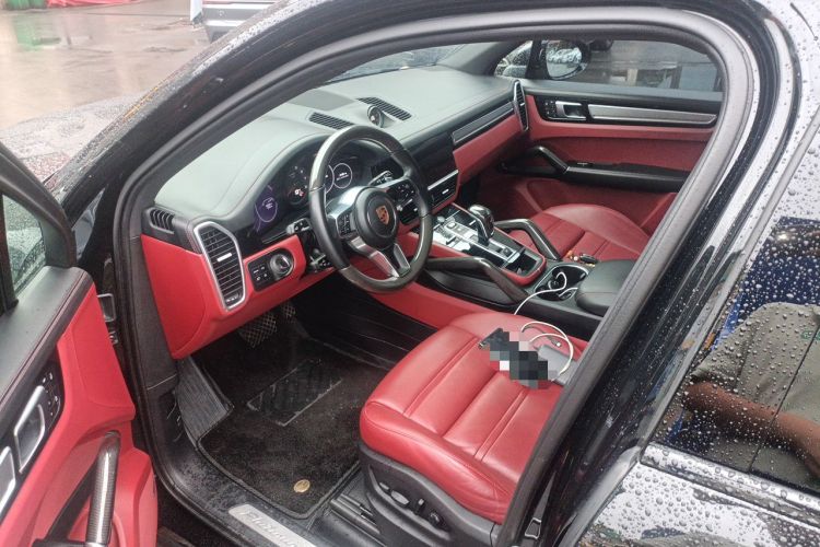 Used Porsche Cayenne 2023 Cayenne 3.0T Platinum Edition Left Front Seat