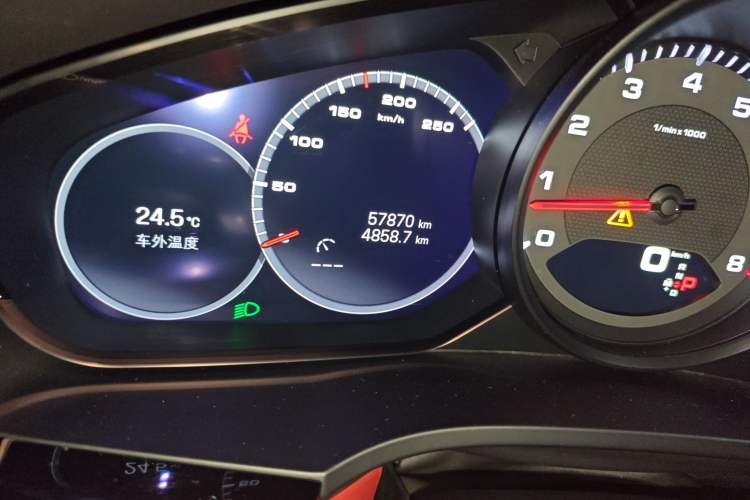 Used Porsche Cayenne 2023 Cayenne 3.0T Platinum Edition Odometer Close Up