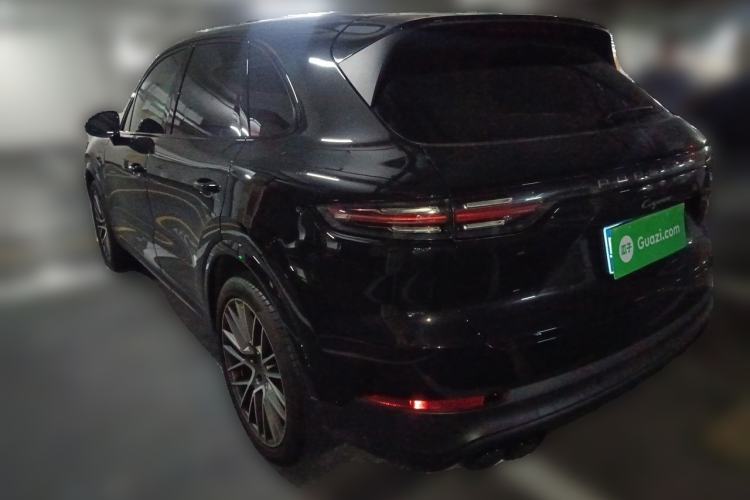 Used Porsche Cayenne 2023 Cayenne 3.0T Platinum Edition Rear Left 45 Deg