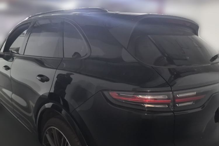 Used Porsche Cayenne 2023 Cayenne S 2.9T Rear Left 45 Deg
