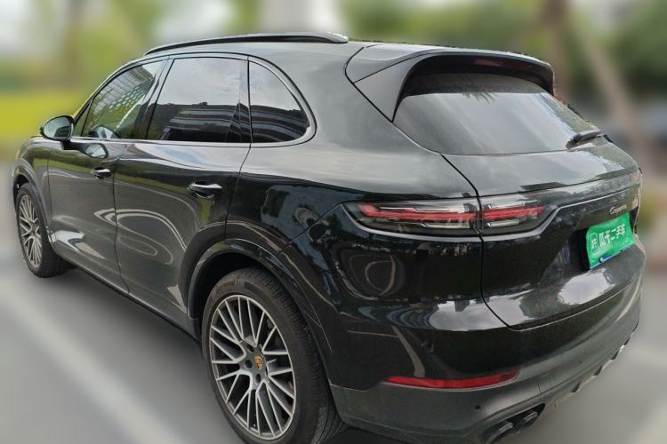 Used Porsche Cayenne 2023 Cayenne 3.0T Platinum Edition Rear Left 45 Deg