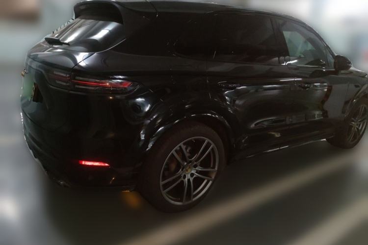 Used Porsche Cayenne 2023 Cayenne S 2.9T Platinum Edition Rear Right 45 Deg