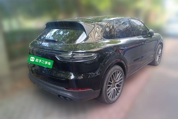 Used Porsche Cayenne 2023 Cayenne 3.0T Platinum Edition Rear Right 45 Deg