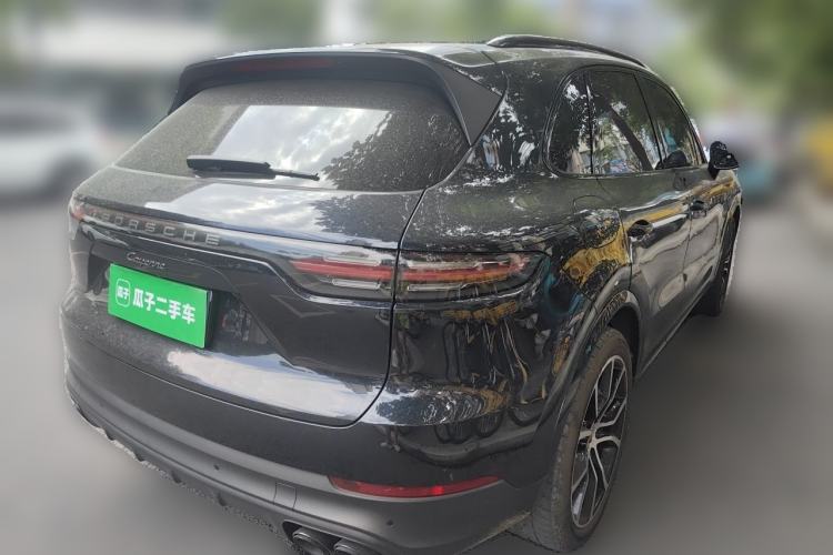 Used Porsche Cayenne 2023 Cayenne 3.0T Platinum Edition Rear Right 45 Deg