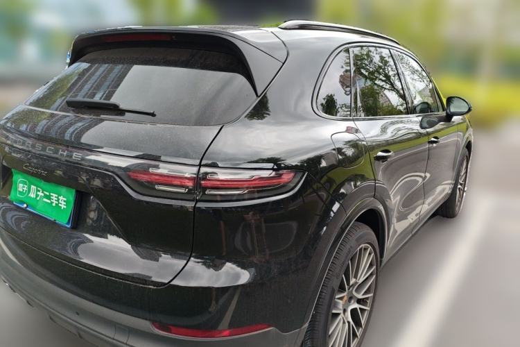 Used Porsche Cayenne 2023 Cayenne 3.0T Platinum Edition Rear Right 45 Deg