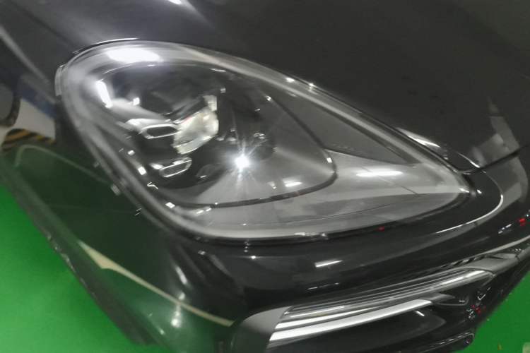 Used Porsche Cayenne 2023 Cayenne 3.0T Platinum Edition Right Front Headlight