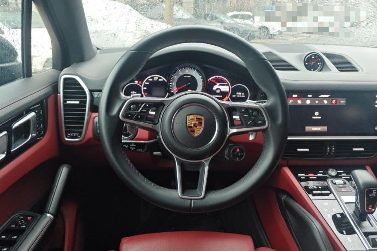 Used Porsche Cayenne 2023 Cayenne 3.0T Platinum Edition Steering Wheel