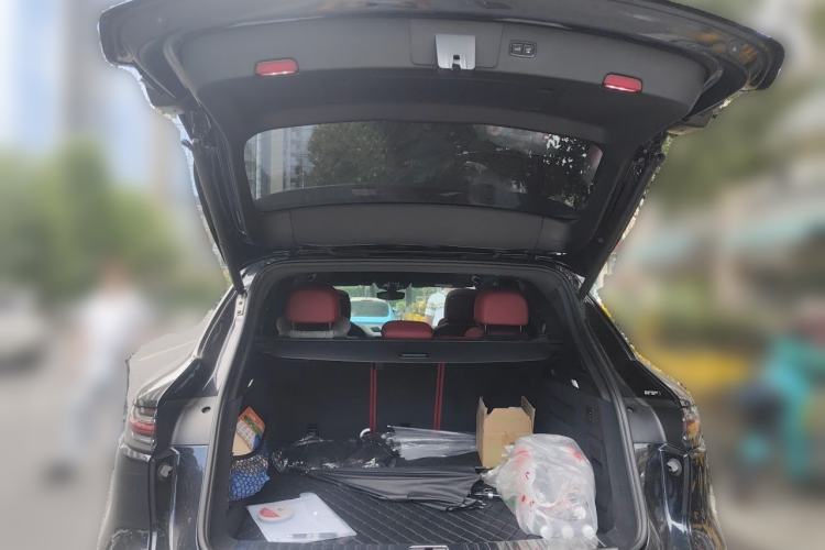 Used Porsche Cayenne 2023 Cayenne 3.0T Platinum Edition Trunk