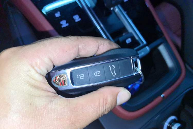 Used Porsche Cayenne 2023 Cayenne S 2.9T Platinum Edition Vehicle Key