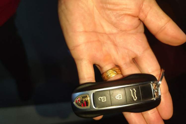 Used Porsche Cayenne 2023 Cayenne S 2.9T Platinum Edition Vehicle Key