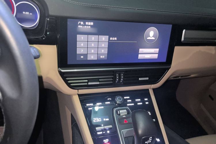 Used Porsche Cayenne 2023 Cayenne 3.0T Platinum Edition Audio And AC Panel