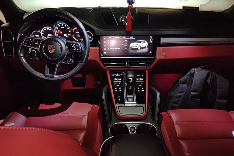 Used Porsche Cayenne 2023 Cayenne Coupé 3.0T Platinum Edition Center Console