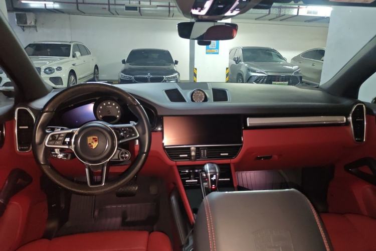 Used Porsche Cayenne 2023 Cayenne 3.0T Platinum Edition Center Console