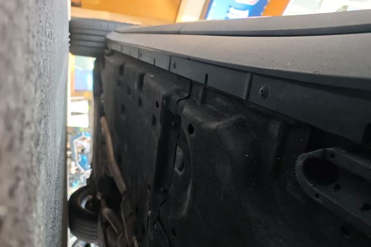 Used Porsche Cayenne 2023 Cayenne 3.0T Chassis Rear Left