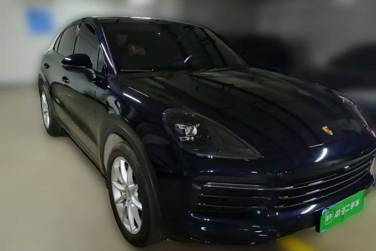Used Porsche Cayenne 2023 Cayenne Coupé 3.0T Front Right 45 Deg