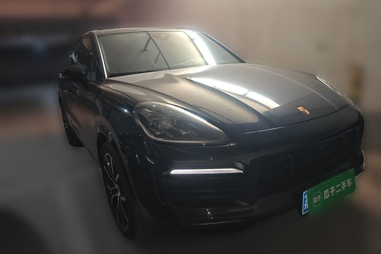 Used Porsche Cayenne 2023 Cayenne S 2.9T Platinum Edition Front Right 45 Deg