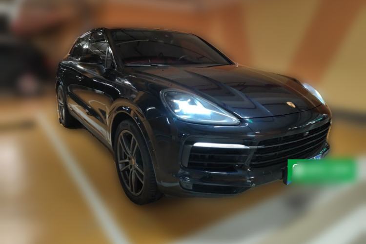 Used Porsche Cayenne 2023 Cayenne Coupé 3.0T Front Right 45 Deg