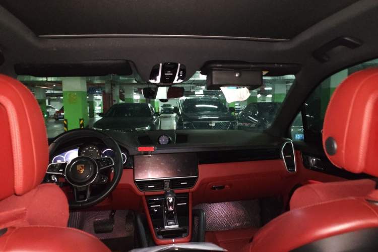 Used Porsche Cayenne 2023 Cayenne 3.0T Platinum Edition Headliner