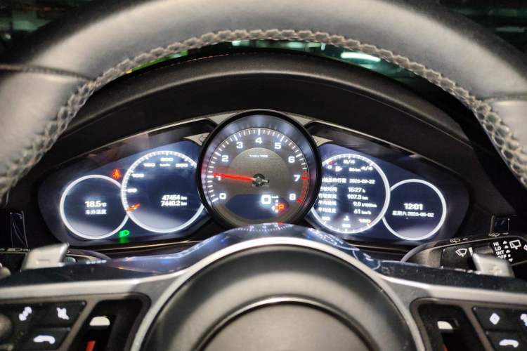 Used Porsche Cayenne 2023 Cayenne 3.0T Platinum Edition Instrument Cluster