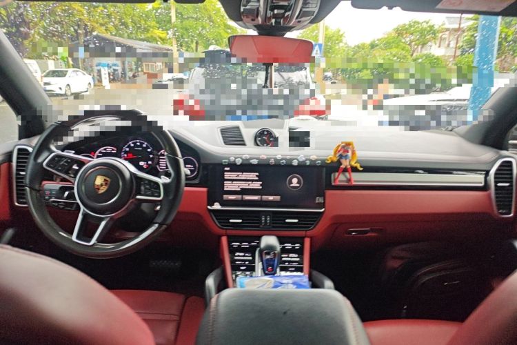 Used Porsche Cayenne 2023 Cayenne 3.0T Platinum Edition Interior 2