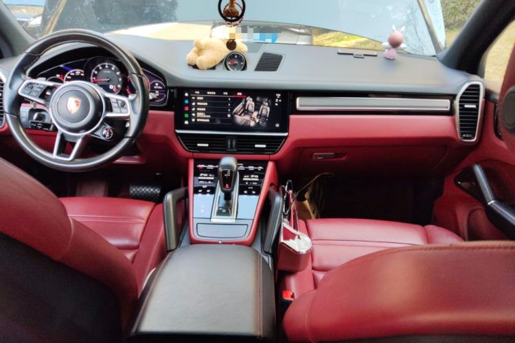 Used Porsche Cayenne 2023 Cayenne 3.0T Platinum Edition Interior 2