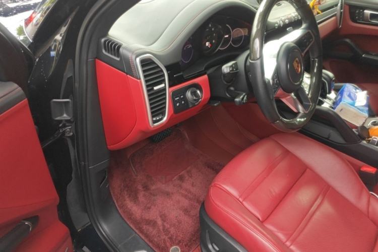 Used Porsche Cayenne 2023 Cayenne 3.0T Platinum Edition Interior 3