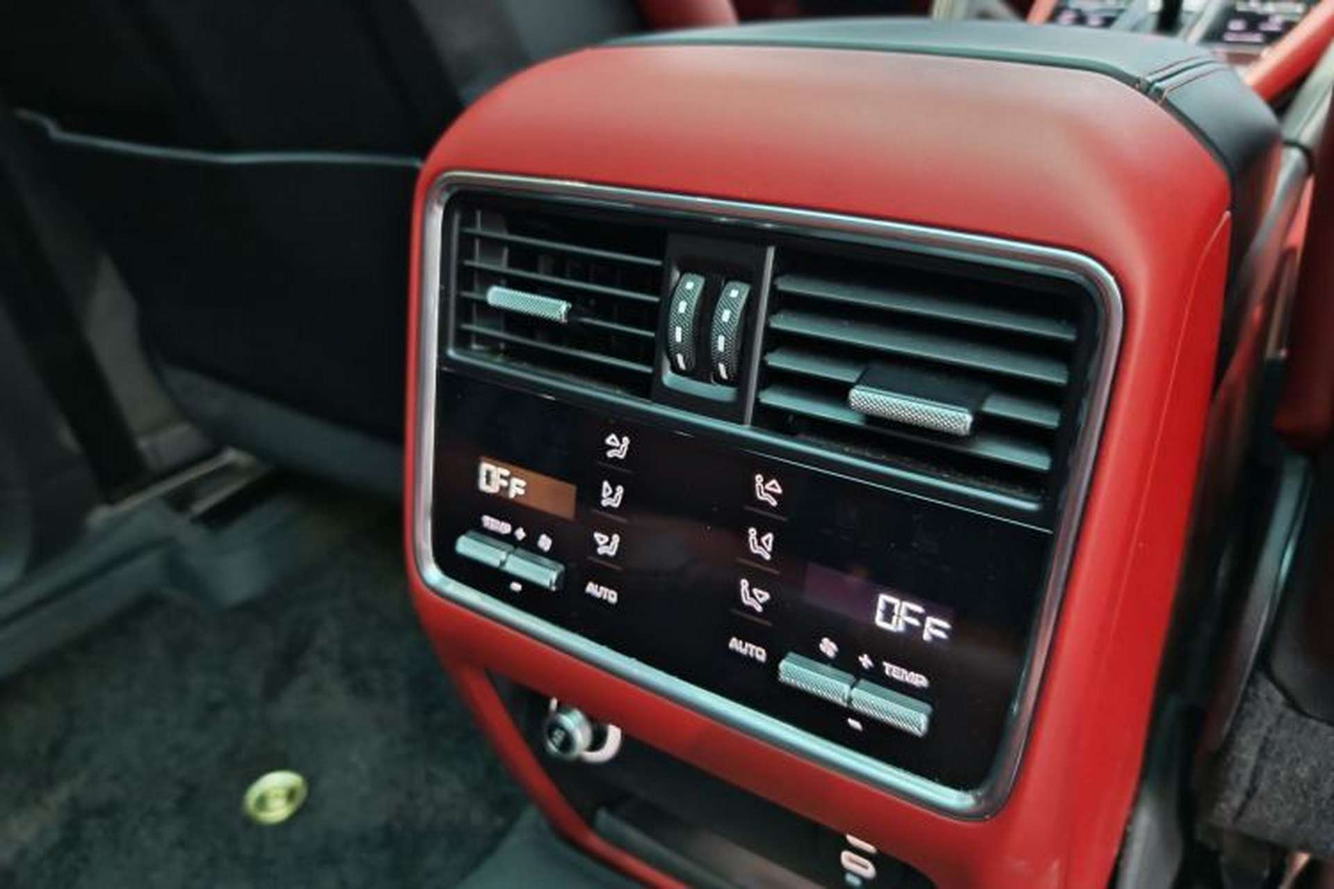 Used Porsche Cayenne 2023 Cayenne 3.0T Interior 5