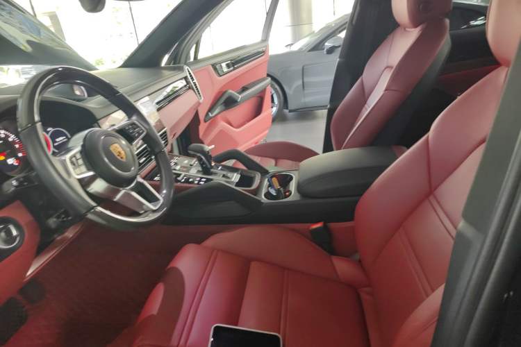 Used Porsche Cayenne 2023 Cayenne 3.0T Left Front Seat